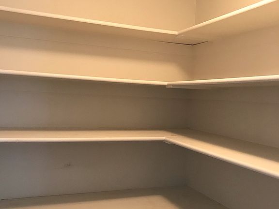 2nd image of 5503 N Lorraine Way