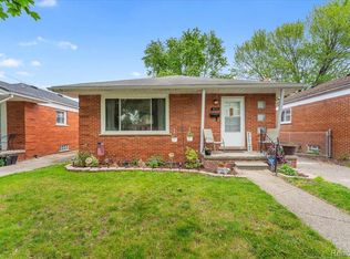 3111 Laclede St, Lincoln Park, MI 48146