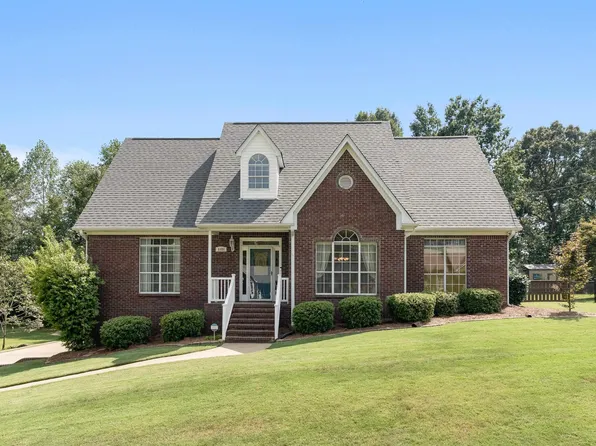 6488 Aspen Ln, Hueytown, AL 35023