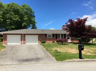 24 Overlook Ter, Walden, NY 12586