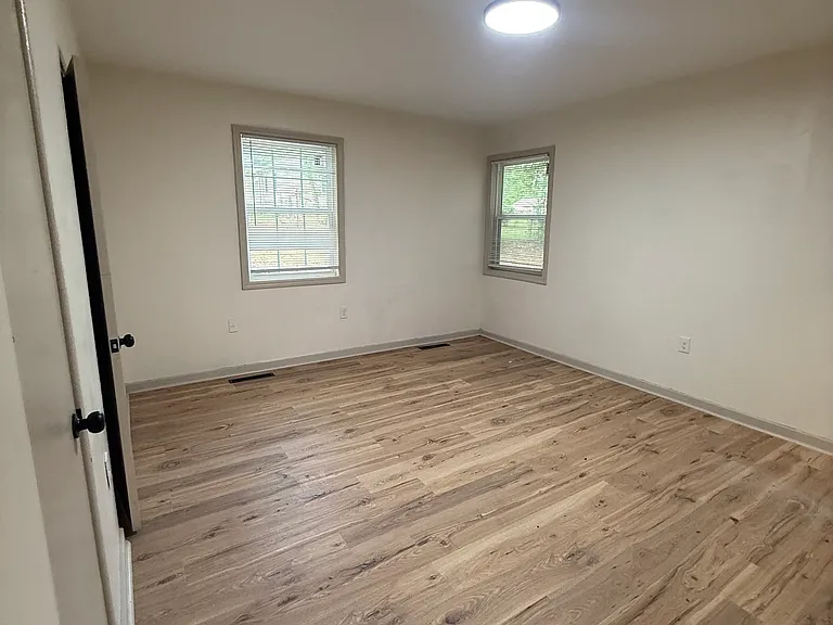 520 Oakhill Dr — Photo 18