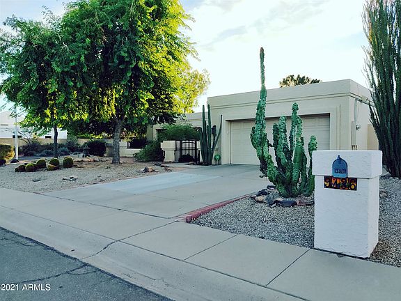3rd image of 9136 S Kachina Dr