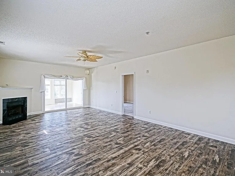 34383 Summerlyn Dr #111 — Photo 3
