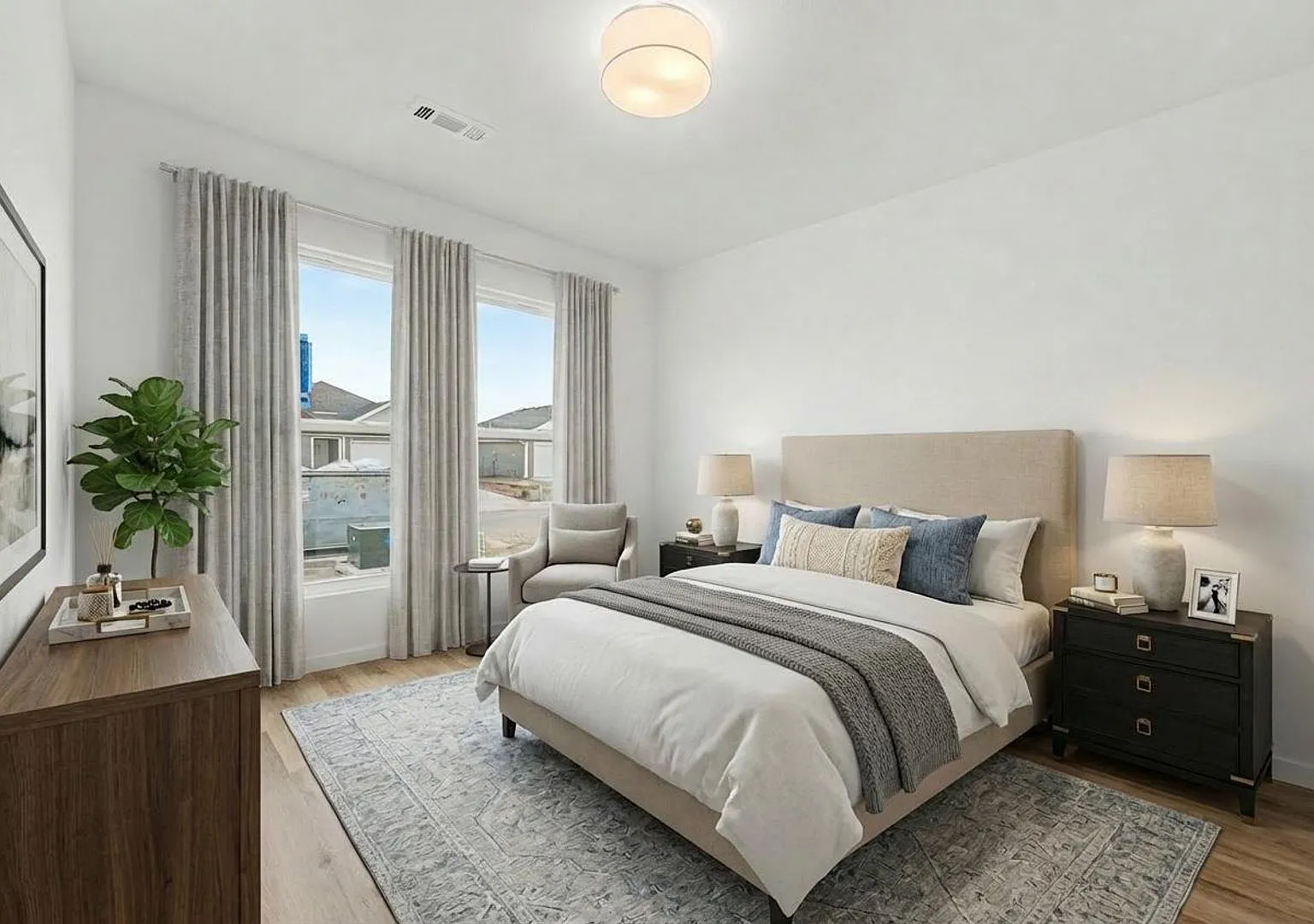 3 Bed, 2 Bath Home!! — Photo 3