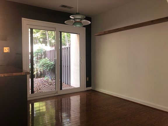 3rd image of 2254 Coppersmith Sq