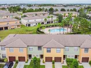 2619 Edgewater Falls Dr, Brandon, FL 33511