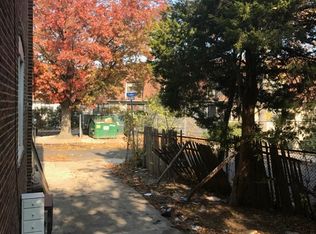 1346 Thurman St, Camden, NJ 08104