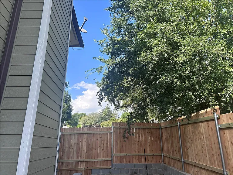 5708 Spring Meadow Rd #B — Photo 20