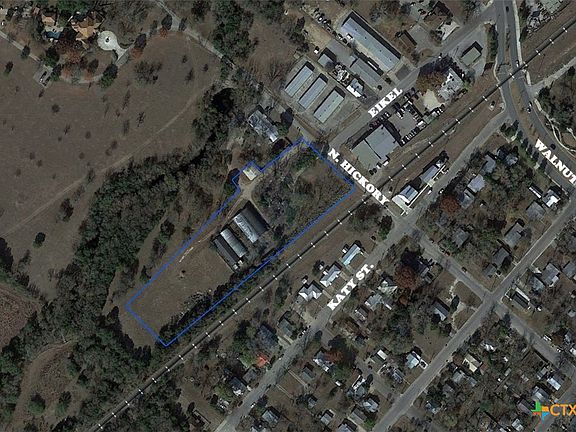 2nd image of 415 N Hickory Ave