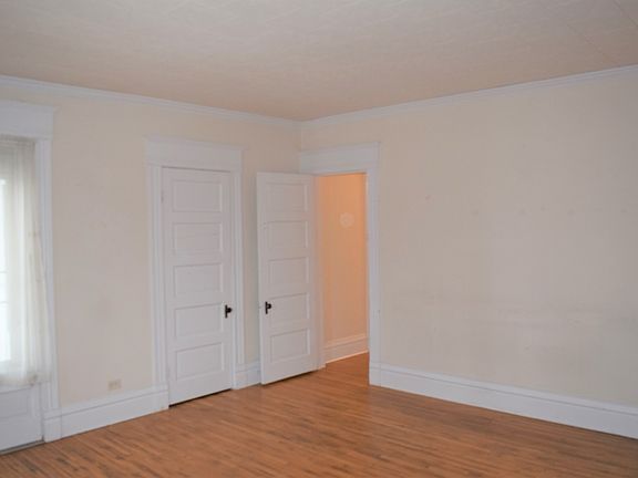 3rd image of 306 N Lafayette St #3