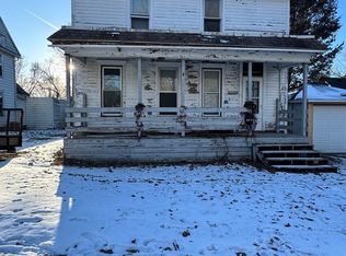 409 College Ave, Dixon, IL 61021