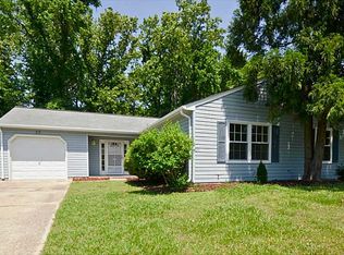 25 Jolama Dr, Newport News, VA 23602