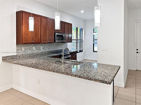 3rd image of 3275 W 96th Pl #3275