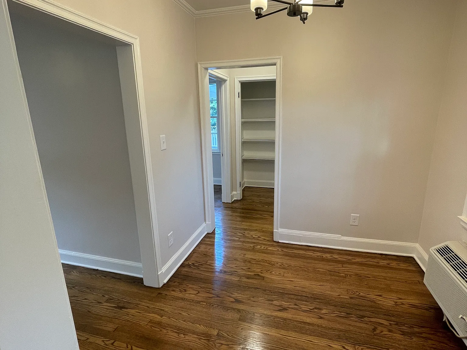 1 bed, 525 sqft, $1,200 — Photo 2