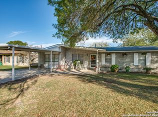 527 Wimberly Blvd, San Antonio, TX 78221