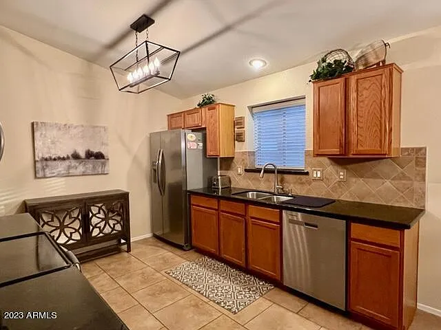 3 bed, 2.0 bath, 1540 sqft, $2,800 — Photo 4