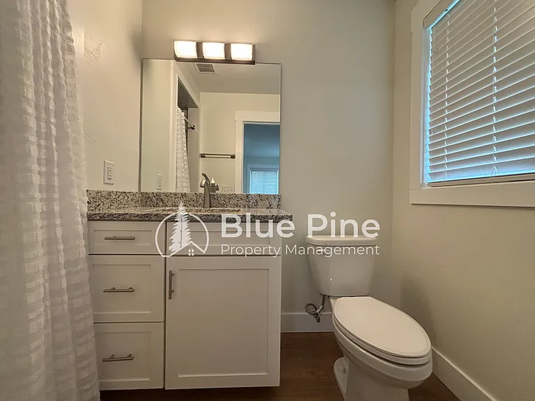 351 Yale Ave — Photo 22