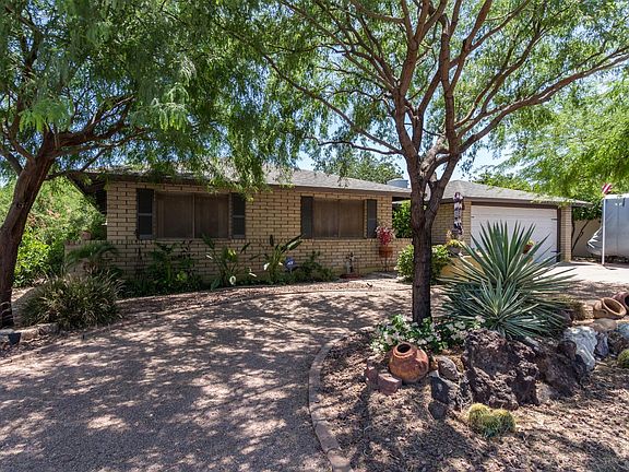 2nd image of 2935 W Cactus Wren Dr