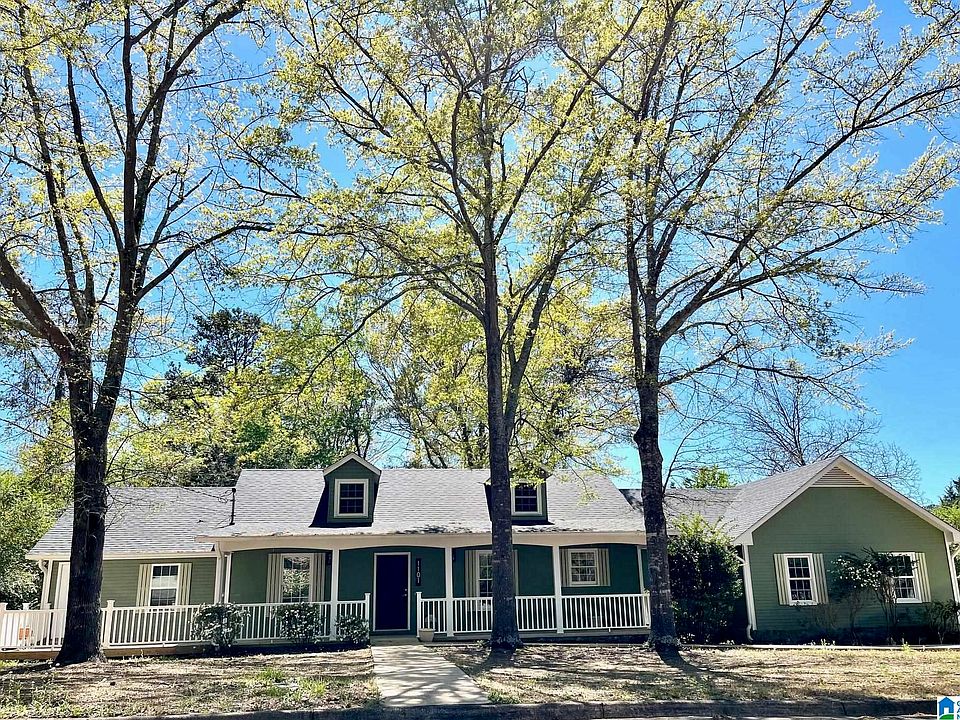 1st image of 1101 Louise Dr SE