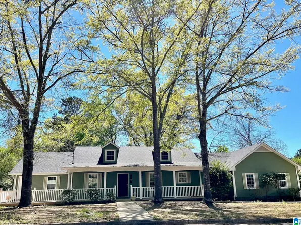 1101 Louise Dr SE, Jacksonville, AL 36265