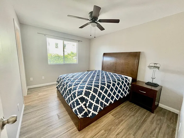 3552 Front St — Photo 10