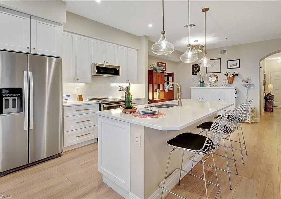 1st image of 9400 Highland Woods BLVD #5402