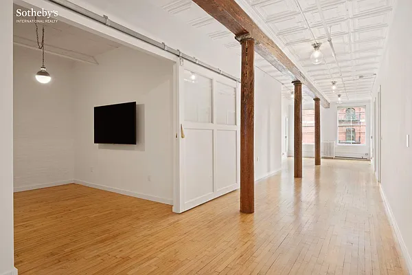 Rented by Sotheby's International Realty | media 4