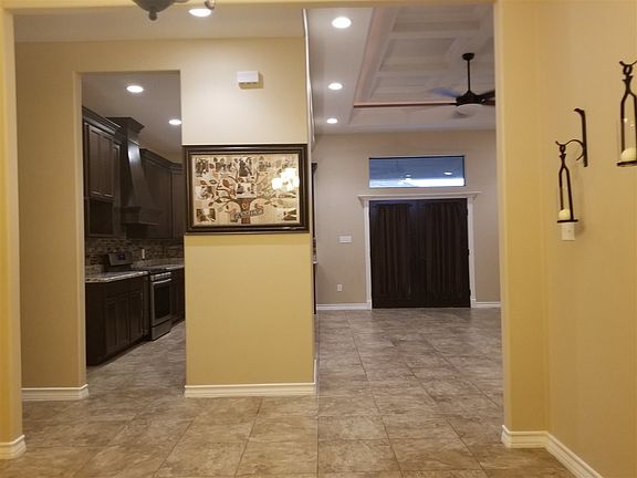5th image of 216 Canyon Oak Dr