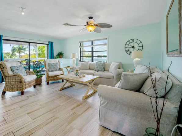 27416 Cayman Ln, Ramrod Key, FL 33042