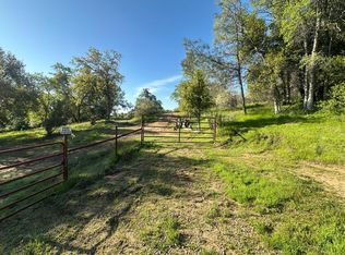 34395 Old Hickory Ln, Coarsegold, CA
