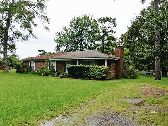 3rd image of 12815 Shady Ln