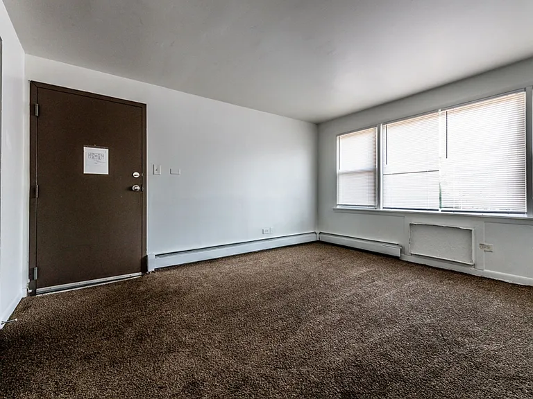14031 S School — Photo 19