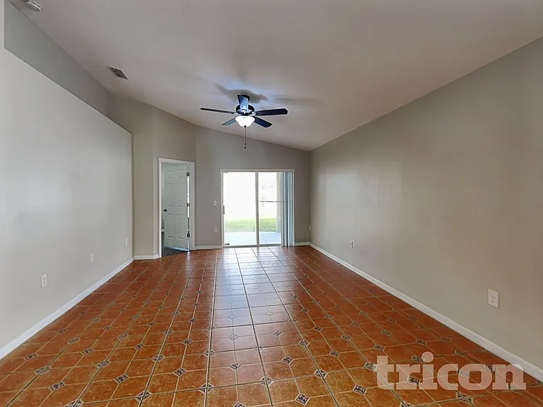 14131 Colonial Spring Way — Photo 16