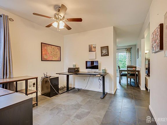 3rd image of 63 Renaissance Ln