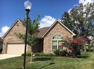 1700 Sleepy Fox Ln, Knoxville, TN 37922