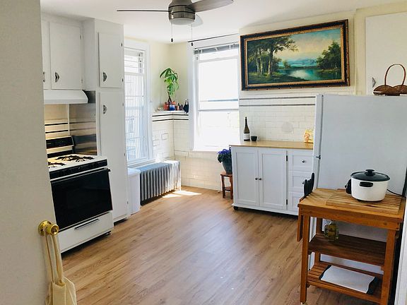 2nd image of 400 Manhattan Ave Floor 3