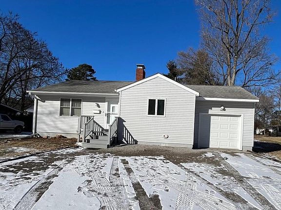 3rd image of 1102 W Hill Ave