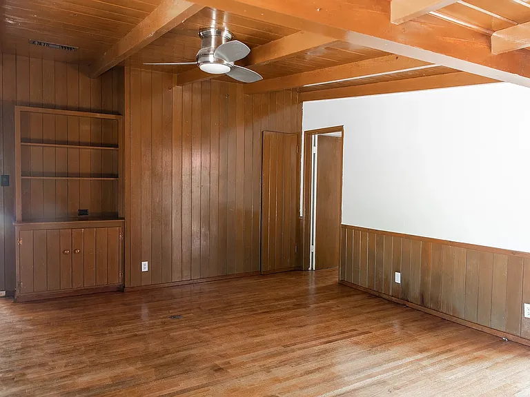1661 Highland Oaks Dr — Photo 16