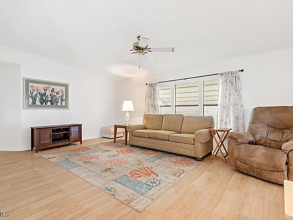 4th image of 9231 Caloosa Dr