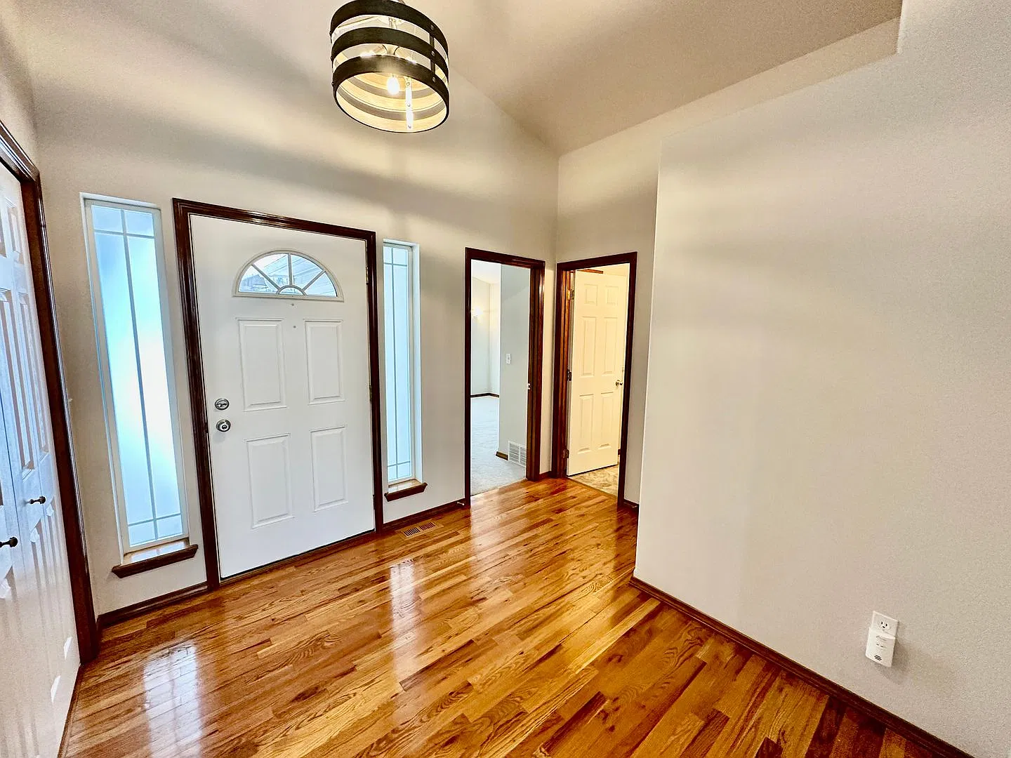 New on the Market! — Photo 4