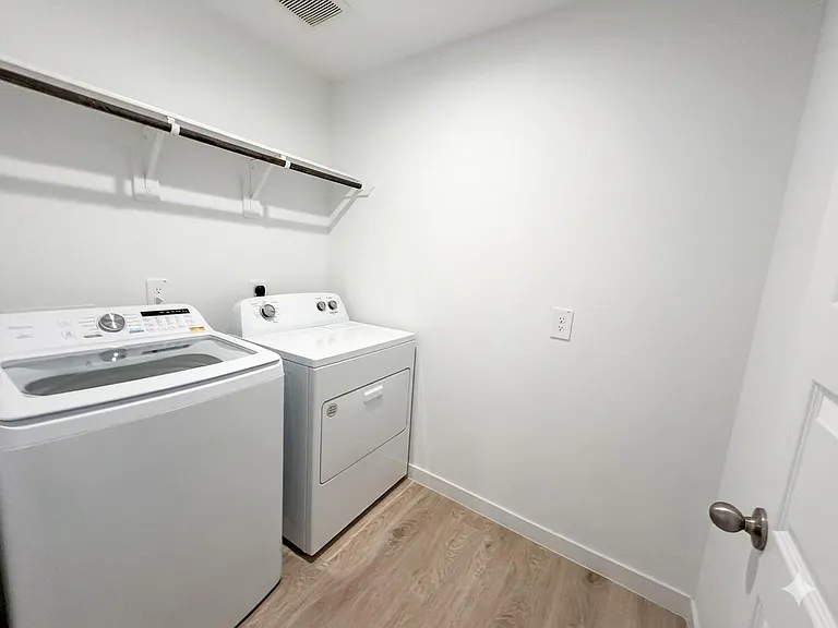 4946 Pine Haven Ln — Photo 17