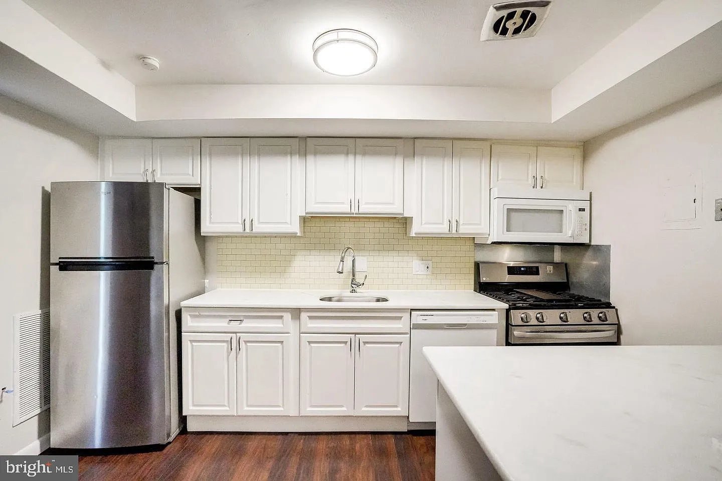 Carrollan Gardens Condo — Photo 4