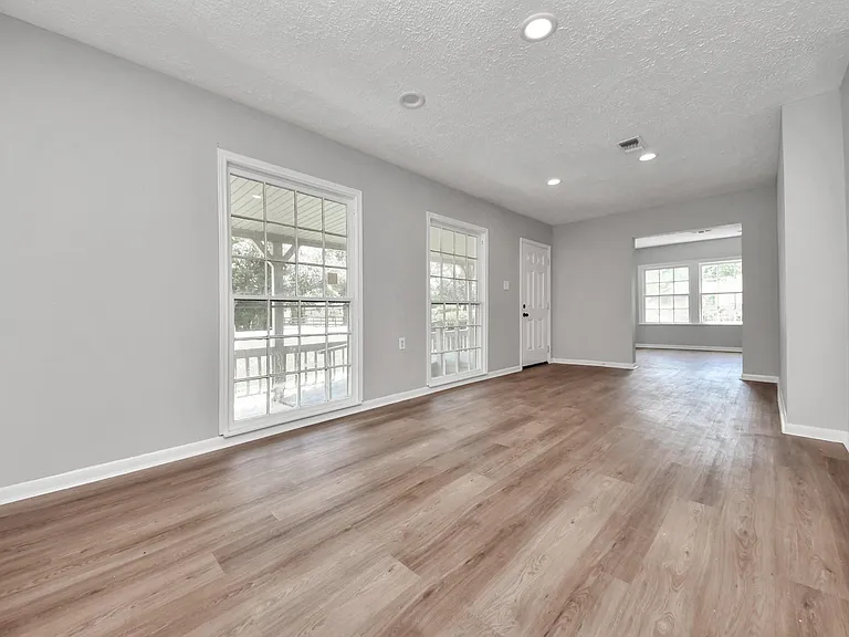 3603 Crosby Cedar Bayou Rd — Photo 9