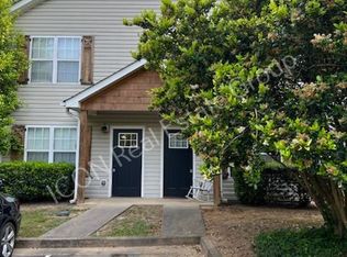 113 Lilli Ln, Woodstock, GA 30188