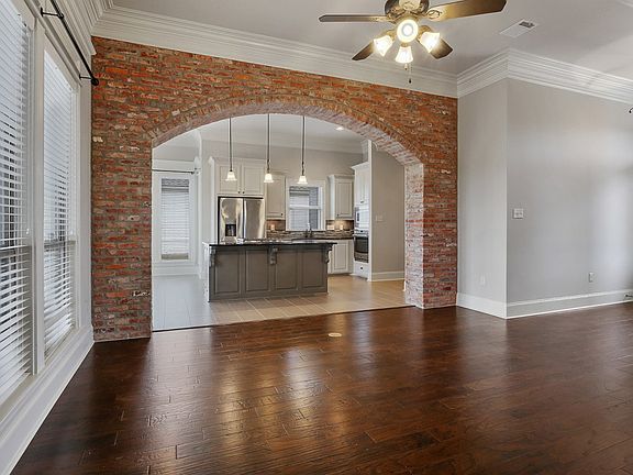 2nd image of 17750 Villa Lake Ave