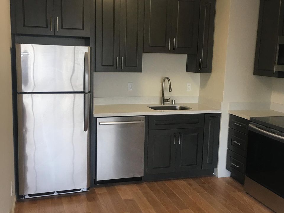 1st image of 1675 Green St APT 10