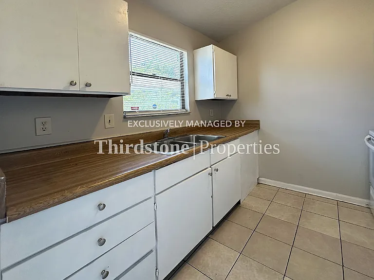 5128 Indian Lakes Ct #2 — Photo 2