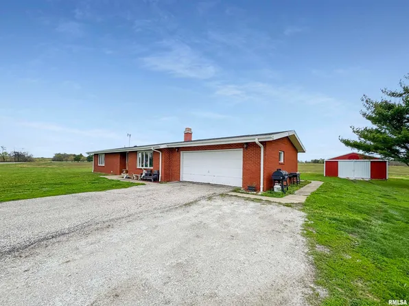 352-1315 East St, Versailles, IL 62378