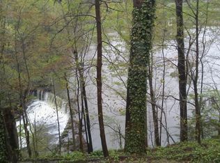 3926 Woodthrush Rd, Akron, OH 44333