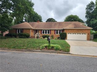 904 Fairmeade Dr, Virginia Beach, VA 23464